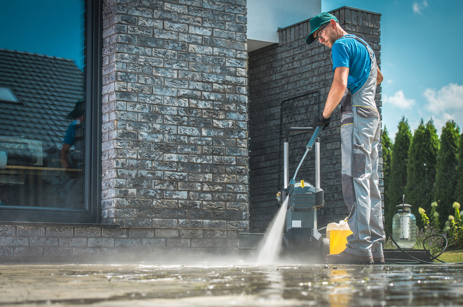 Pressure Washing | Keep It Wet Concrete drive-service-02